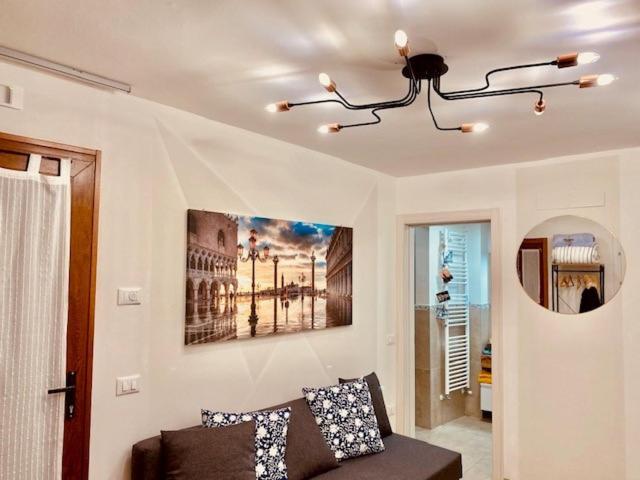 Casabella Chioggia Casa Indipendente Con Corte Exterior photo