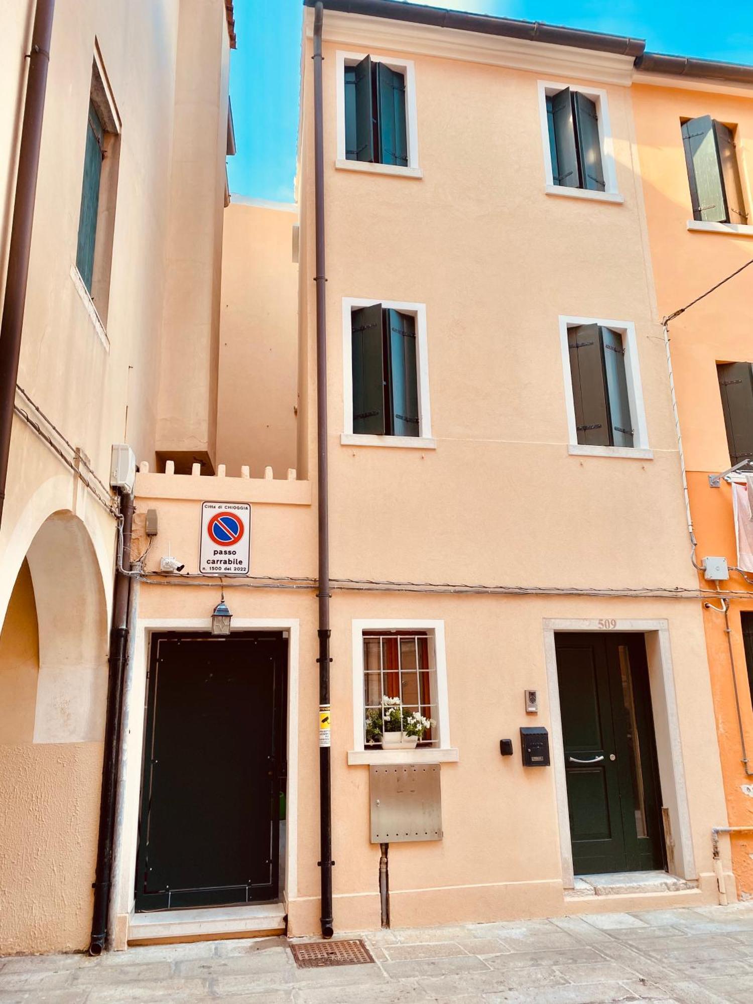 Casabella Chioggia Casa Indipendente Con Corte Exterior photo